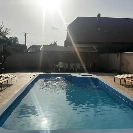 42 Feroehelyes 아파트 발라톤엘